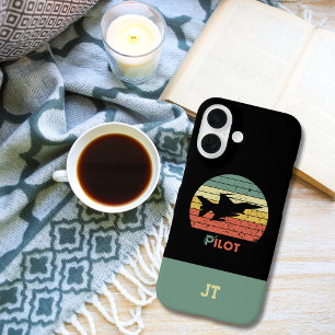 Düsentrieb-Flugzeug Retro-Pilot monogrammiert iPhone 16 Hülle