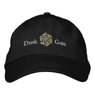 Dusk Gate hat Bestickte Baseballkappe