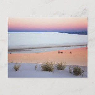 Dusk Himmel reflektiert in Pool Wasser aus Postkarte