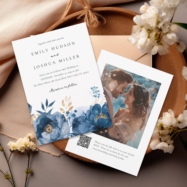 Dusky Blue Gold Floral QR Foto Wedding Einladung (Von Creator hochgeladen)