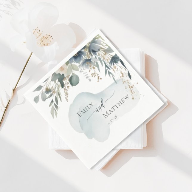 Dusky Blue Greenery Wedding Napkin Serviette (Von Creator hochgeladen)