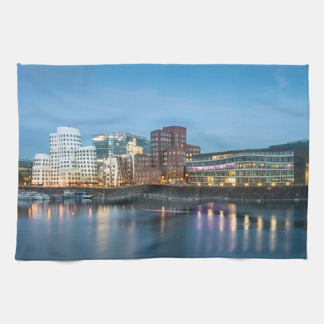 Düsseldorf Deutschland Geschirrtuch (Horizontal)