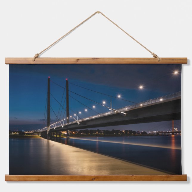 Düsseldorf Deutschland Wandteppich Mit Holzrahmen (Vorne)