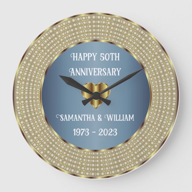 Dusty Blue and Gold Wedding Anniversary Geometric Große Wanduhr (Vorderseite)