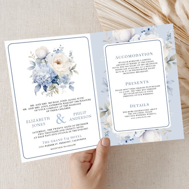 Dusty Blue and White Floral All in One Wedding Einladung (Von Creator hochgeladen)