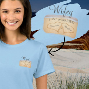 Dusty Blue Beach Wedding 2 Herz Sand T-Shirt