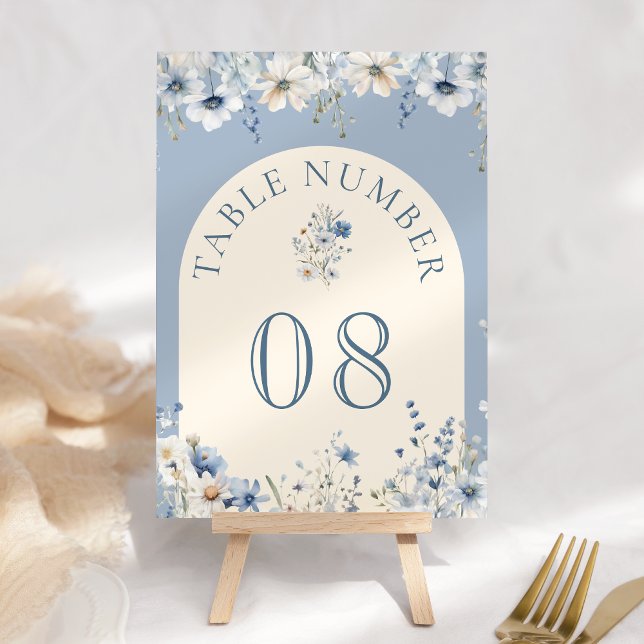 Dusty Blue Boho Wildblume Wedding Tischnummer (Von Creator hochgeladen)