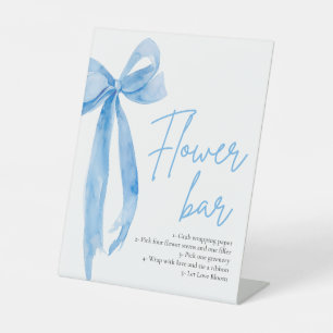 Dusty Blue Bow Brautparty Blume Bar Sign Sockelschild