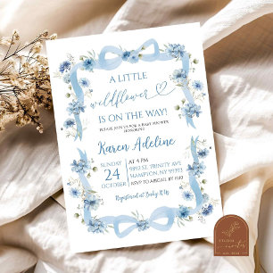 Dusty Blue Bow Little Wildblume Baby Shower Einladung