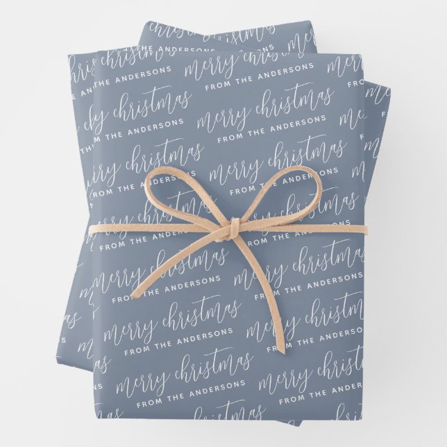 Dusty Blue Calligraphy Frohe Weihnachtsfamilie Geschenkpapier Set (Beispiel)