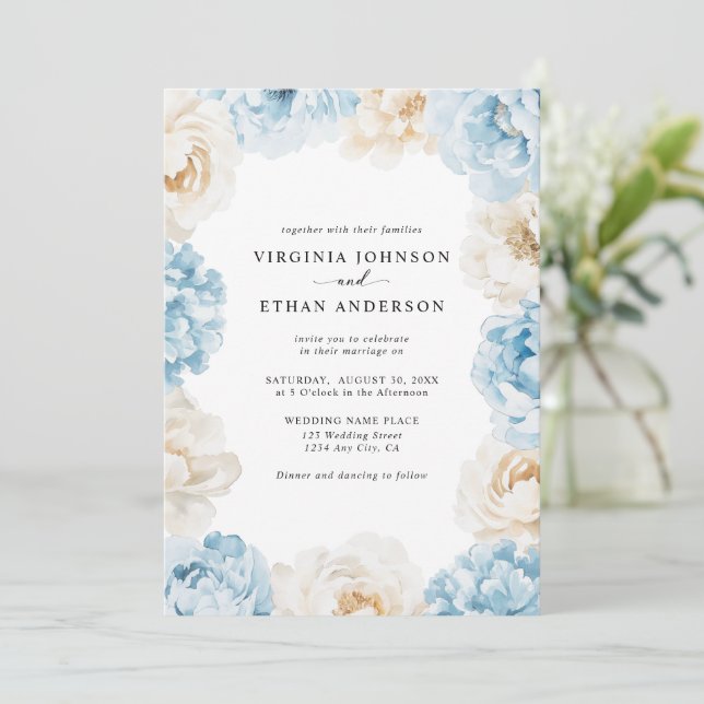Dusty Blue Champagne Ivory Peonies Floral Wedding Einladung (Stehend Vorderseite)