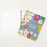Dusty Blue Colorful Modern Floral Planer<br><div class="desc">Dieser Tag-Planer mit Maisblume bietet abstrakte Blume in warmen und hellen Farbtönen wie Gelb,  aquamarin,  Orange,  Fuchsia und Elfenbein. Einfach anpassbarer Cover-Text lasse Ihnen,  den Titel Ihres Planers zu personalisieren und zu einem freundlichen Geschenk zu machen.</div>
