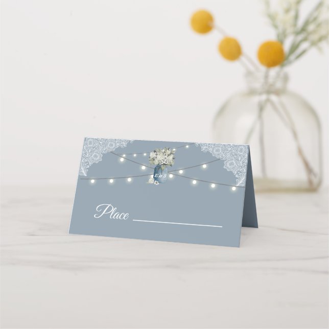 Dusty Blue Country kombinierte White Lace Wedding Platzkarte (Vorderseite)