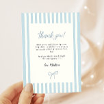 Dusty Blue Elegant Bow Boy Baby Shower Dankeskarte<br><div class="desc">Elegante minimale Babydusche Dankeschön-Karte mit einem staubigen blau-weiß Streifen Muster und einem niedlichen Bogen.</div>