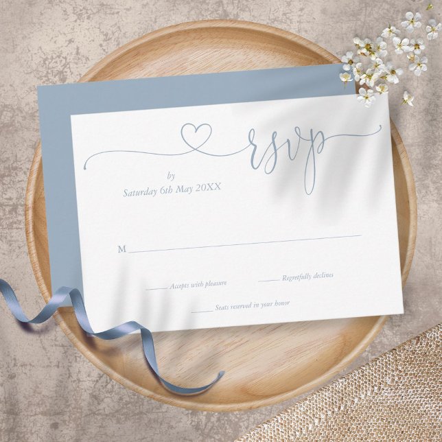 Dusty Blue Elegant Script Heart Simple RSVP Karte (Von Creator hochgeladen)