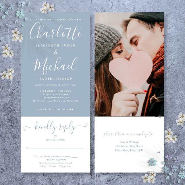 Dusty Blue Elegant Script in einem Foto Hochzeit Einladung (Dusty Blue Elegant Script All In One Photo Wedding Invitation)