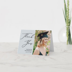 Dusty Blue Elegant Script Minimalistisch Abschluss Dankeskarte