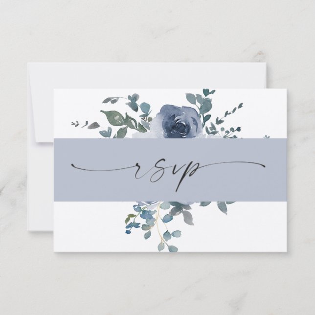 Dusty Blue Floral and Black Wedding RSVP Einladung (Vorderseite)