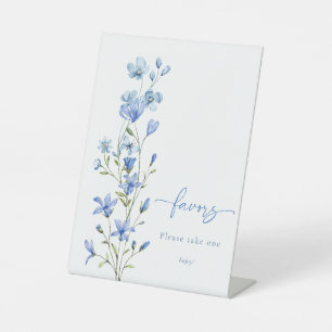 Dusty Blue Floral Brautparty Favoriten Sockelschild