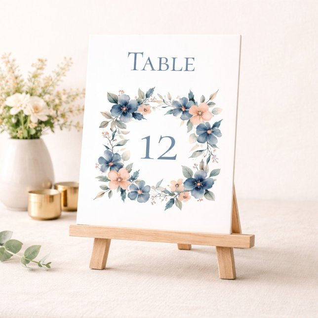 Dusty Blue Floral Event Sign for Tischnummer (Von Creator hochgeladen)