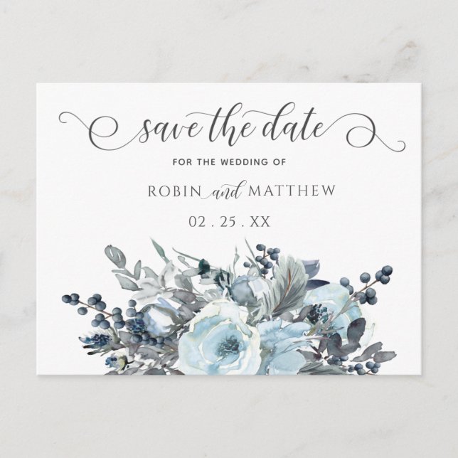 Dusty Blue Floral, Modern Script, Save the Date Ankündigungspostkarte (Vorderseite)