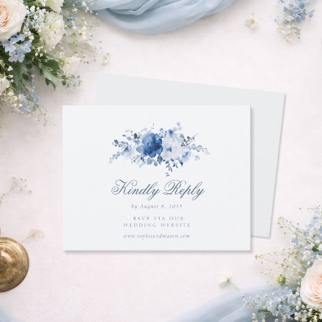 Dusty Blue Floral RSVP Card Karte (Von Creator hochgeladen)