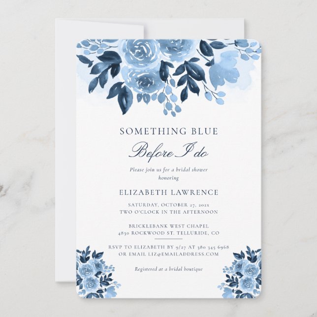 Dusty Blue Floral Script Brautparty Einladung (Vorderseite)