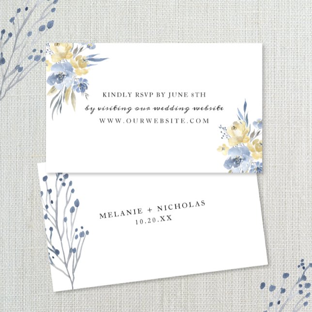 Dusty Blue Floral wedding RSVP online Begleitkarte (Von Creator hochgeladen)