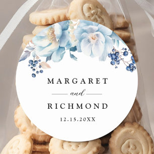 Dusty Blue Floral Winter Wedding Runder Aufkleber
