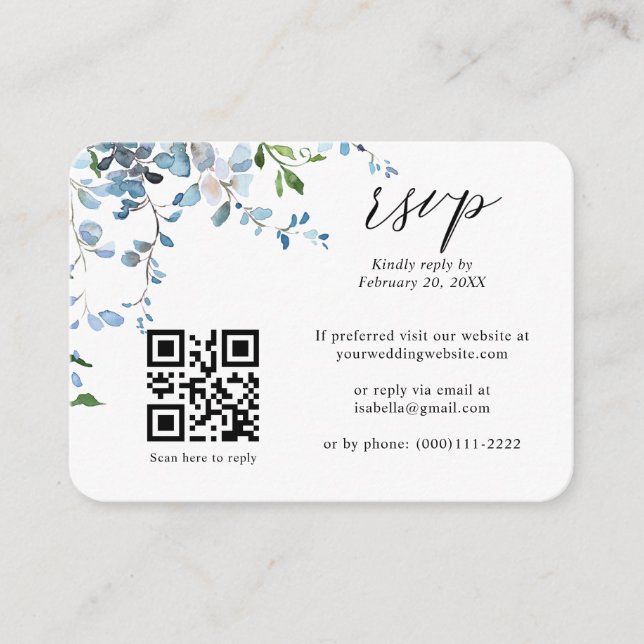 Dusty Blue Floral Wisteria QR Code Wedding RSVP Begleitkarte (Vorderseite)