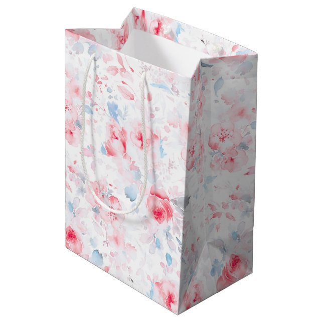 Dusty Blue Flowers Elegant Boho Painted Muster Mittlere Geschenktüte (Rückseite Schrägansicht)