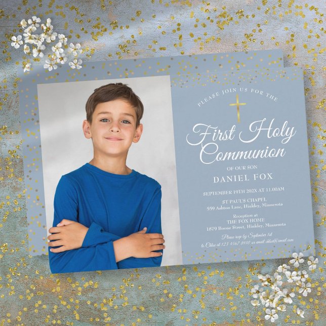 Dusty Blue Gold Dust First Holy Communion Foto Einladung (Dusty Blue Gold Dust First Holy Communion Photo Invitation)