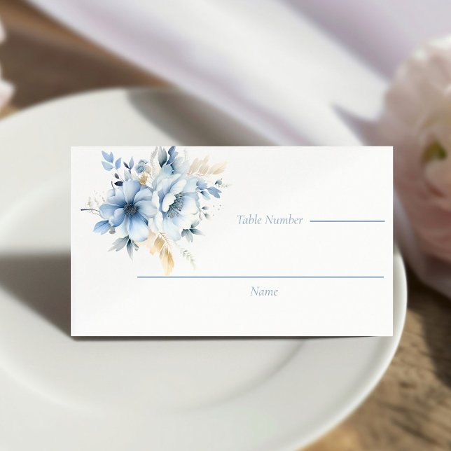 Dusty Blue Gold Floral Bloom Wedding Platzkarte (Von Creator hochgeladen)