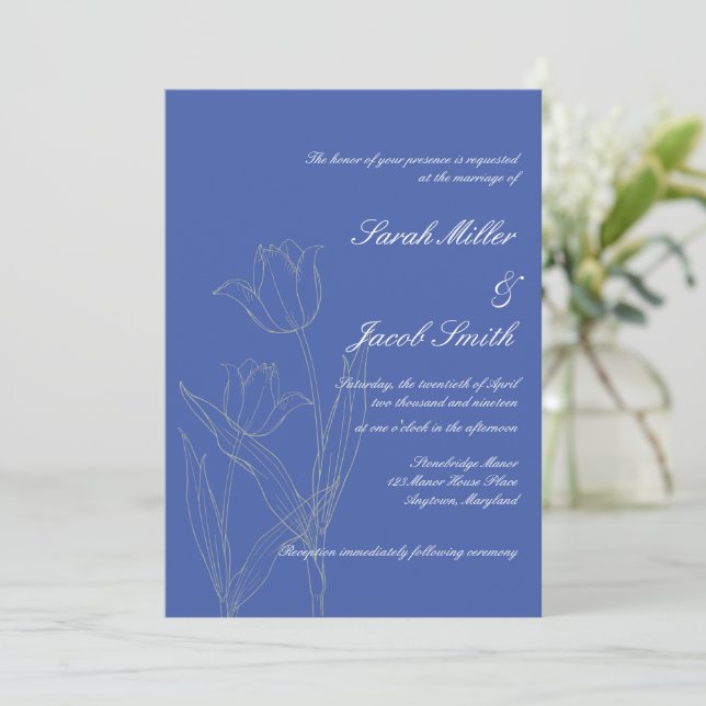 Dusty Blue & Gray Minimalistisch Tulip Wedding Einladung (Stehend Vorderseite)