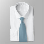 Dusty Blue Groom und Trauzeuge Initials Hochzeit Krawatte<br><div class="desc">Dusty Blue Krawatte für den Bräutigam und seine Trauzeuge. Versteckt auf der Rückseite können Sie leicht personalisieren die Initialen, sodass es kein Versehen, wer die Krawatte gehört zu wem! Die Farbe und der Schriftart der Initialen sowie die Krawatte können geändert werden, wenn Sie dies per Mausklick wünschen, um weitere Optionen...</div>