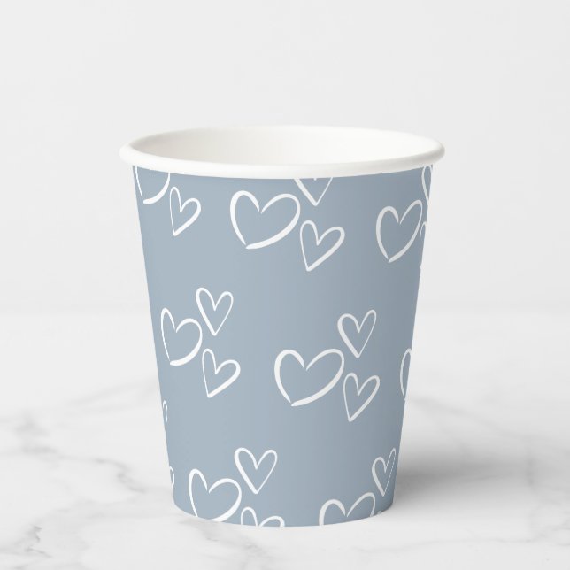 Dusty Blue Handziehen Hearts Baby Shower Pappbecher (Vorderseite)