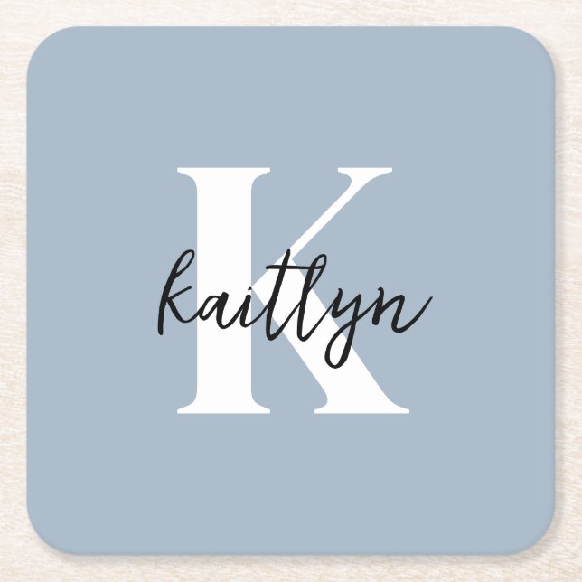 Dusty Blue Initial Name Monogram Rechteckiger Pappuntersetzer (Vorderseite)