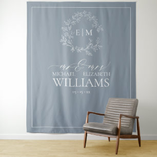 Dusty Blue Leafy Wappen Monogram Wedding Foto Wandteppich