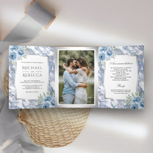 Dusty Blue Marble Floral Silver Foil Foto Wedding Dreifach Gefaltete Einladung