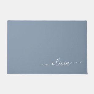 Dusty Blue Minimalistisch Modern Monogram Elegant Fußmatte