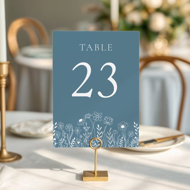 Dusty Blue mit White Wildblume Wedding Tischnummer (Dusty Blue With White Wildflower Drawings Wedding Table Number)