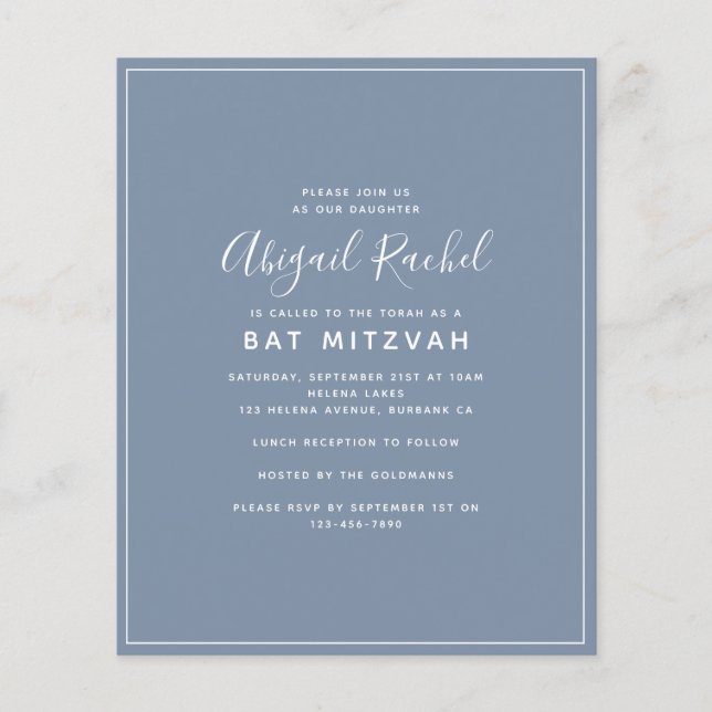 Dusty Blue Modern Budget Bat Mitzvah Einladung (Vorderseite)