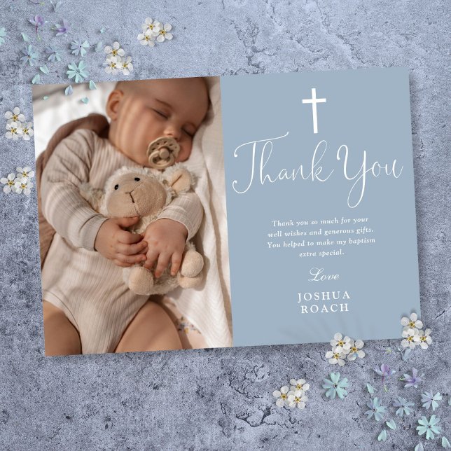 Dusty Blue Modern Elegant Script Taufe Dankeskarte (Dusty Blue Modern Elegant Script Baptism Thank You Card)