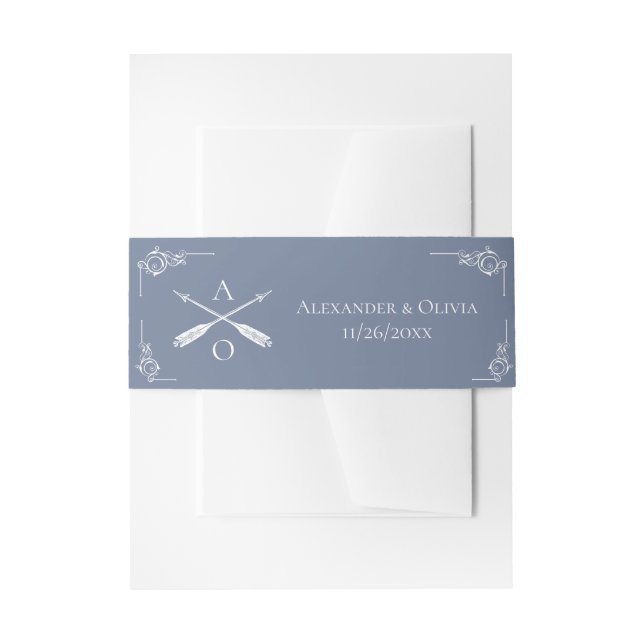 Dusty Blue Monogram und Arrows Einladungsbanderole (Vorderseite Beispiel)