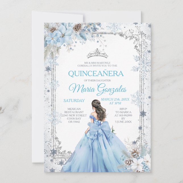 Dusty Blue Princess Floral Winter Snow Quinceañera Einladung (Vorderseite)