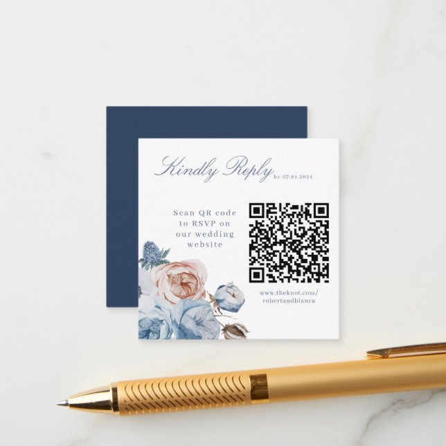 Dusty Blue QR Code Wedding Website RSVP Card Begleitkarte (Vorderseite/Rückseite Beispiel)