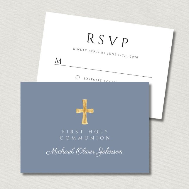 Dusty Blue Religious Cross Boy Erste Kommune RSVP Karte (Dusty Blue Religious Cross Boy First Communion RSVP Card)