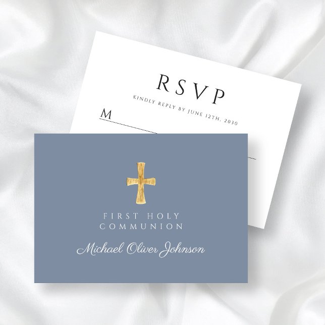 Dusty Blue Religious Cross Boy Erste Kommune RSVP Karte (Dusty Blue Religious Cross Boy First Communion RSVP Card)