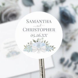Dusty Blue Rose & Blossoms Bouquet Simple Wedding Runder Aufkleber