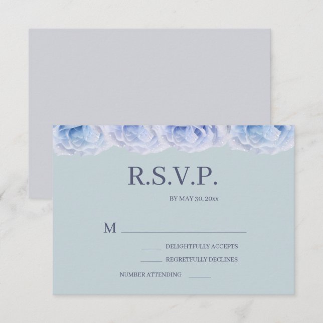 Dusty Blue Rose Sage Elegante Blumenhochzeit RSVP Einladung (Vorne/Hinten)
